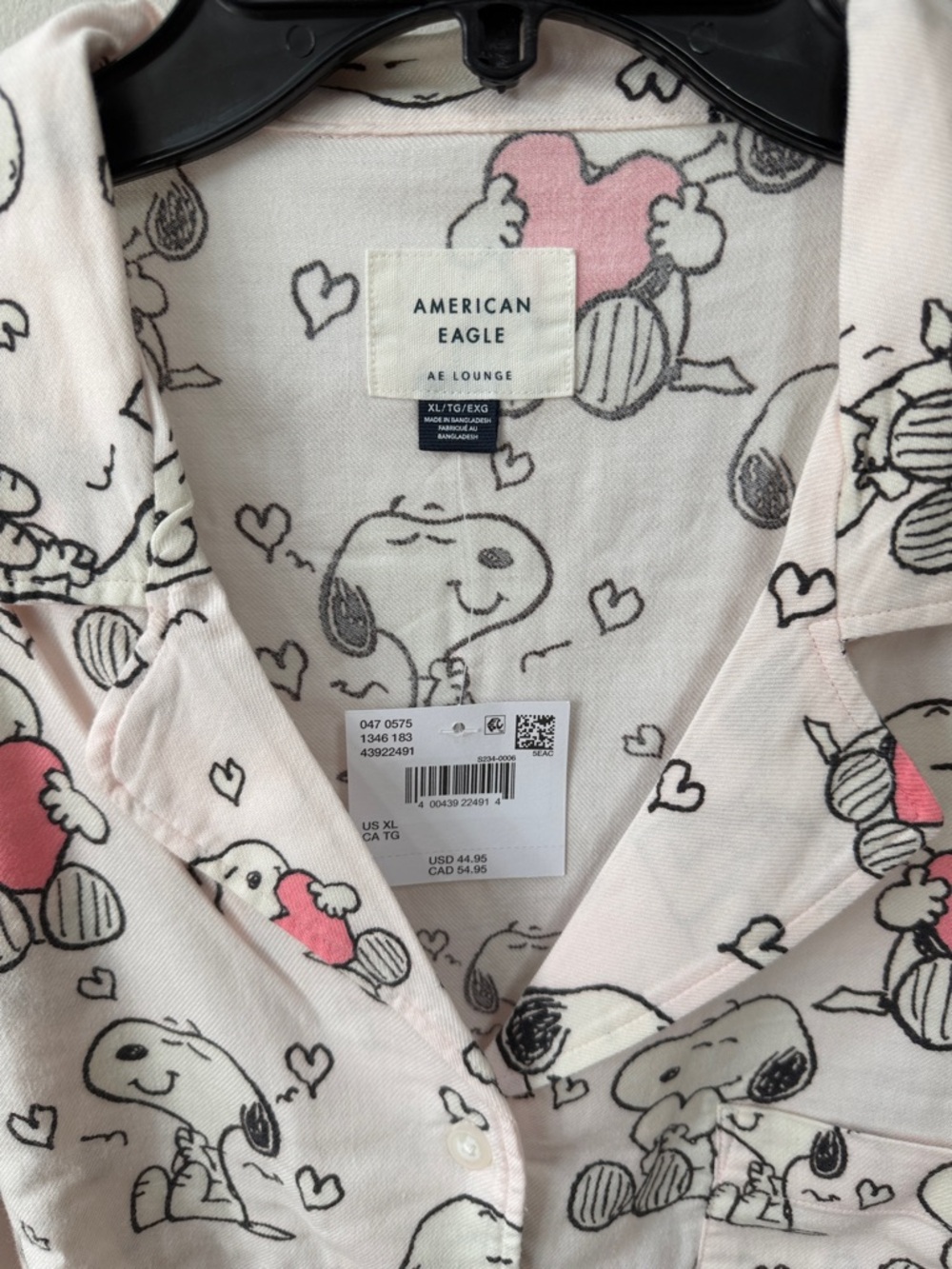 American Eagle Snoopy Heart Pajama Set - Picture 2 of 10